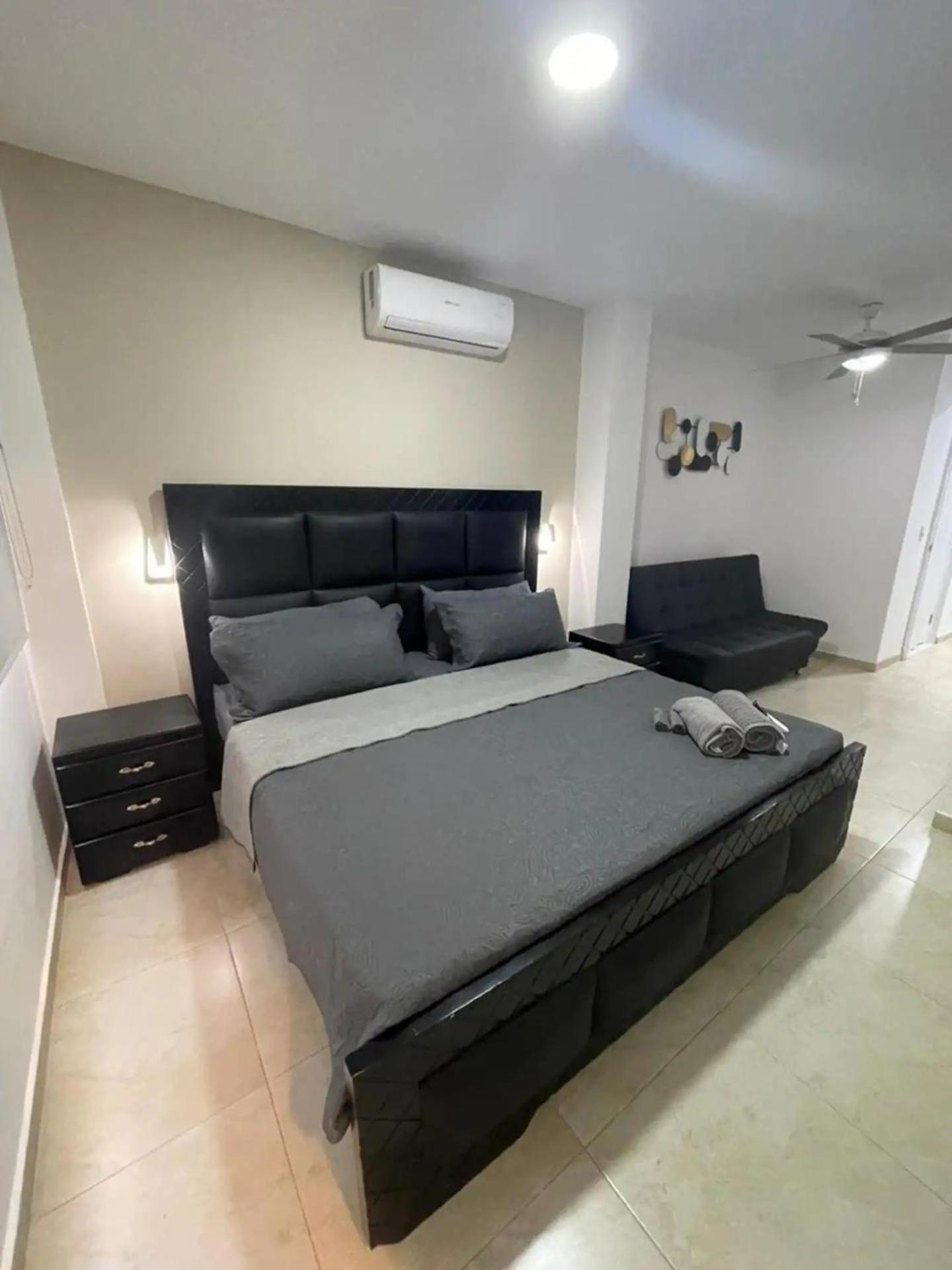 Miami Hotel Cartagena - Luxury Apartments Exteriör bild